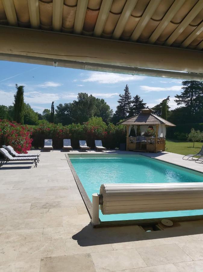Studio Au Calme Avec Piscine Et Toutes Les Commodites Necessaires Le Thor Zewnętrze zdjęcie